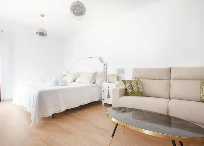 リヤド Altabib 4*